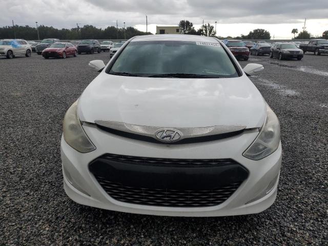 Photo 5 from auction – 2013 HYUNDAI SONATA HYB with VIN KMHEC4A4XDA098276