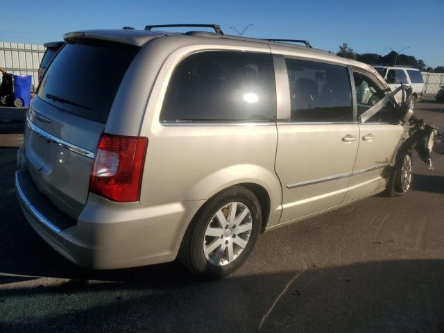 Photo 3 from auction – 2015 CHRYSLER TOWN & COU with VIN 2C4RC1BG6FR696747