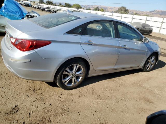 Photo 3 from auction – 2011 HYUNDAI SONATA SE with VIN 5NPEC4AC8BH118039