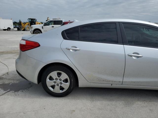 Zdjęcie 12 z aukcji – 2016 KIA FORTE LX z VIN KNAFK4A67G5463990