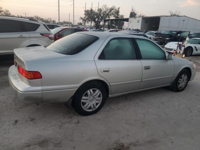 Photo 3 from auction – 2001 TOYOTA CAMRY CE with VIN 4T1BG28K41U046684