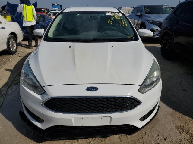 Photo 5 from auction – 2015 FORD FOCUS SE with VIN 1FADP3K2XFL223477
