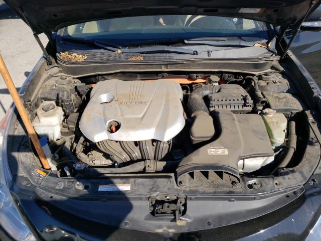 Photo 11 from auction – 2013 HYUNDAI SONATA HYB with VIN KMHEC4A48DA101448