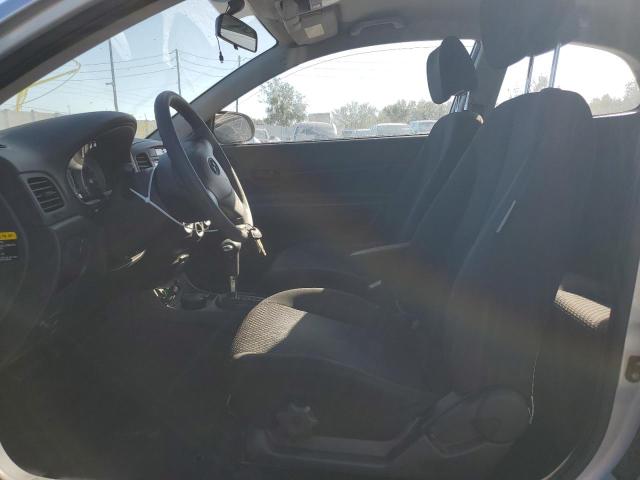 Photo 7 from auction – 2010 HYUNDAI ACCENT BLU with VIN KMHCM3AC9AU165045