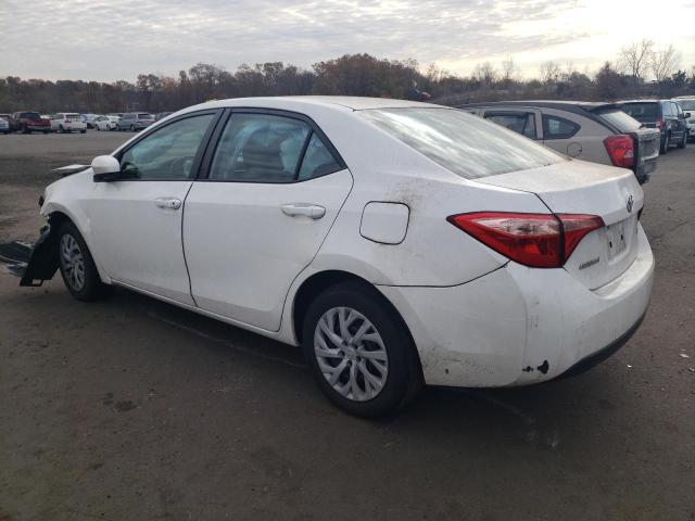 Фото 2 с аукциона – 2018 TOYOTA COROLLA L с VIN 5YFBURHEXJP784681