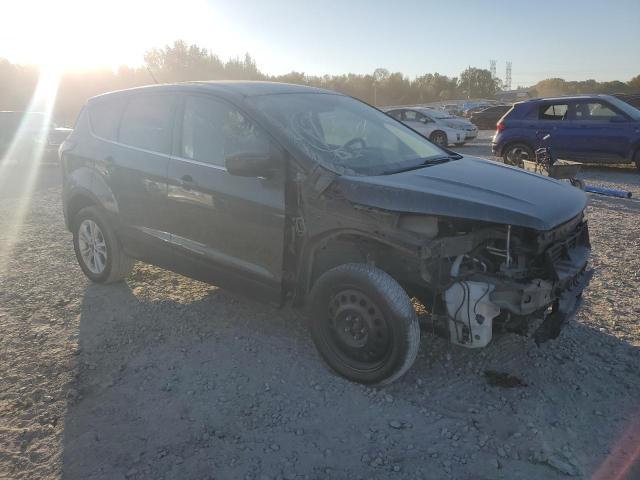 Photo 4 from auction – 2017 FORD ESCAPE SE with VIN 1FMCU0GD4HUD34980