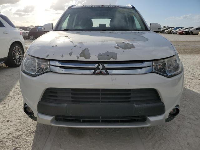 Photo 5 from auction – 2015 MITSUBISHI OUTLANDER with VIN JA4AD3A35FZ002277