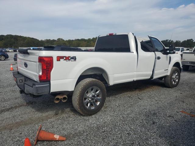 Photo 3 from auction – 2017 FORD F250 SUPER with VIN 1FT7X2BT1HEC42520