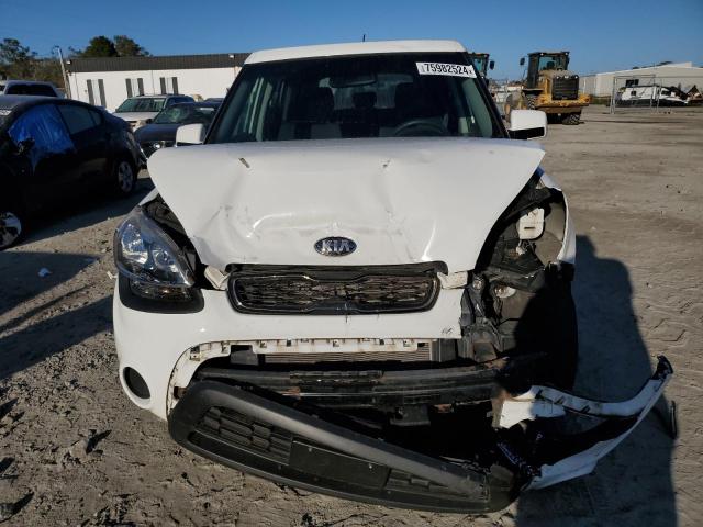Photo 5 from auction – 2013 KIA SOUL with VIN KNDJT2A59D7640285