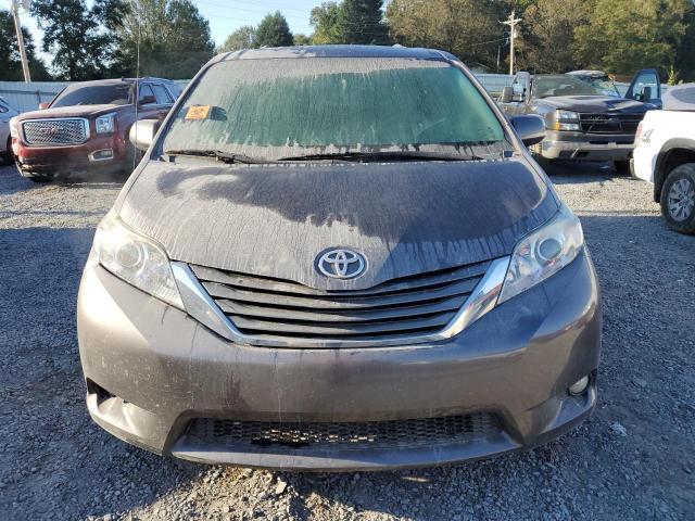 Photo 5 from auction – 2013 TOYOTA SIENNA XLE with VIN 5TDYK3DC0DS317539