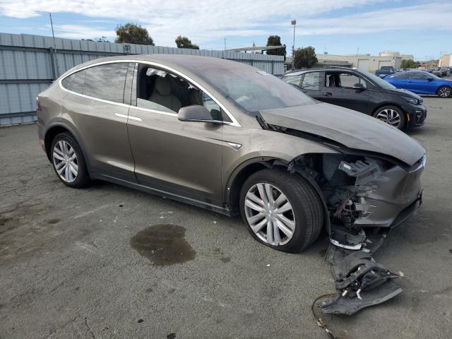 Photo 4 from auction – 2016 TESLA MODEL X with VIN 5YJXCBE48GF001132