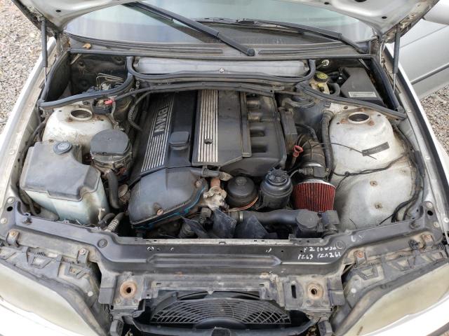 Photo 11 from auction – 2003 BMW 325 XI with VIN WBAEU33413PM59296