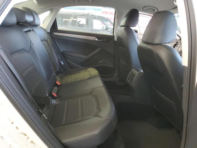 Photo 10 from auction – 2015 VOLKSWAGEN PASSAT SE with VIN 1VWBV7A36FC044987