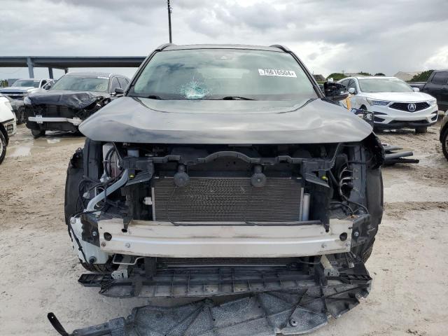 Photo 5 from auction – 2019 TOYOTA RAV4 XLE with VIN JTMW1RFV2KD012662