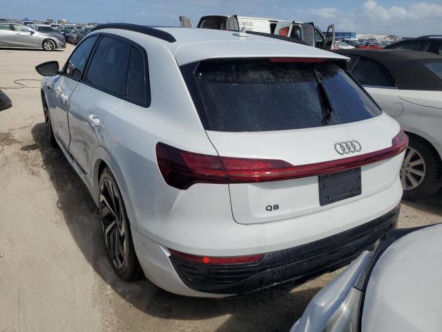 Снимка 6 от търг – 2024 AUDI Q8 E-TRON с VIN WA15AAGE5RB063343