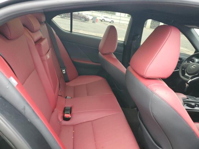 Photo 10 from auction – 2024 LEXUS IS 300 with VIN JTHCA1D29R5129946