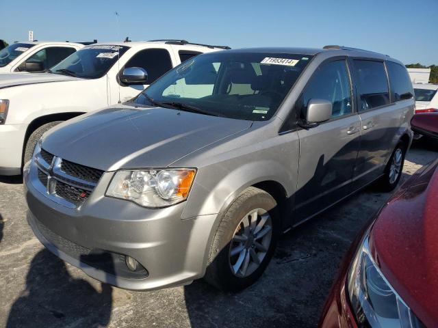 DODGE GRAND CARA 2018 with VIN 2C4RDGCG1JR179007 - Photo from auction