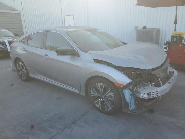 Photo 4 from auction – 2017 HONDA CIVIC EX with VIN 19XFC1F38HE213421
