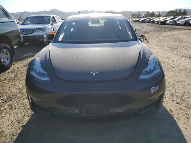 Photo 5 from auction – 2018 TESLA MODEL 3 with VIN 5YJ3E1EA4JF154574