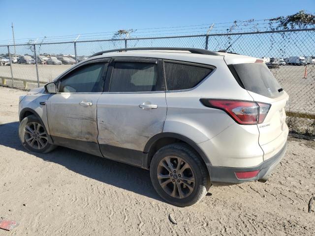 Photo 2 from auction – 2017 FORD ESCAPE SE with VIN 1FMCU0GDXHUC78205