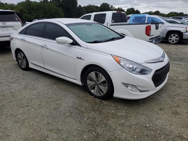 Photo 4 from auction – 2013 HYUNDAI SONATA HYB with VIN KMHEC4A48DA098227