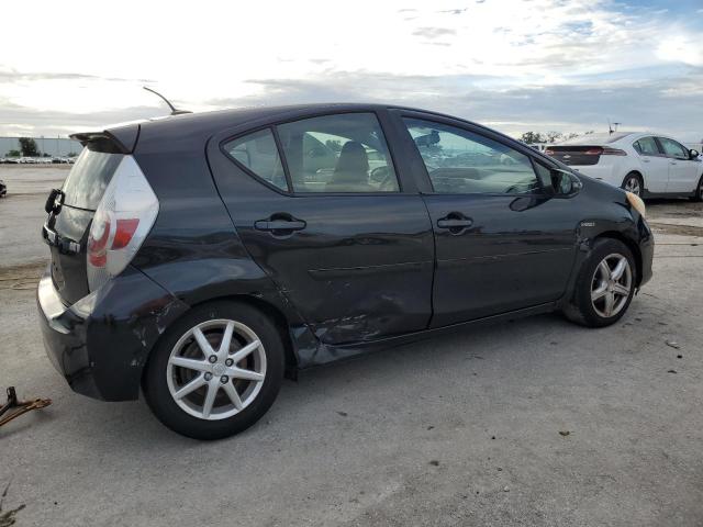 Photo 3 from auction – 2013 TOYOTA PRIUS C with VIN JTDKDTB36D1552592
