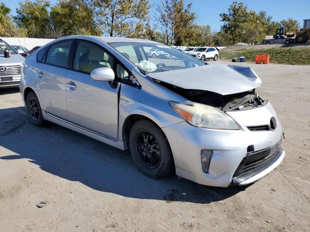 Photo 4 from auction – 2013 TOYOTA PRIUS with VIN JTDKN3DU7D0337747