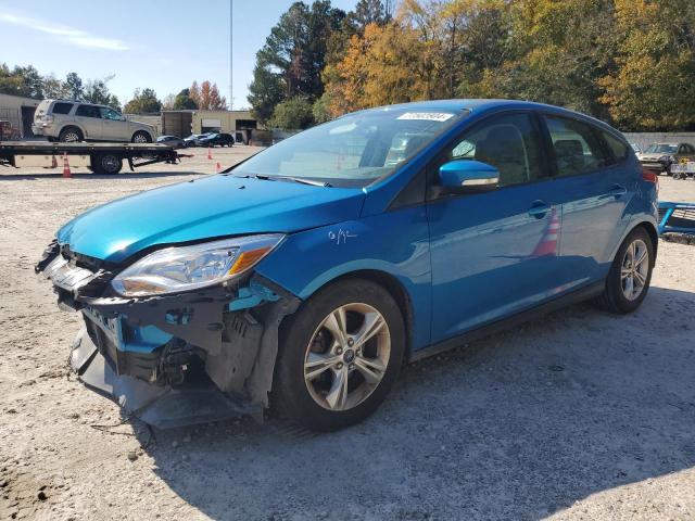 Zdjęcie 1 z aukcji – 2014 FORD FOCUS SE z VIN 1FADP3K21EL126571