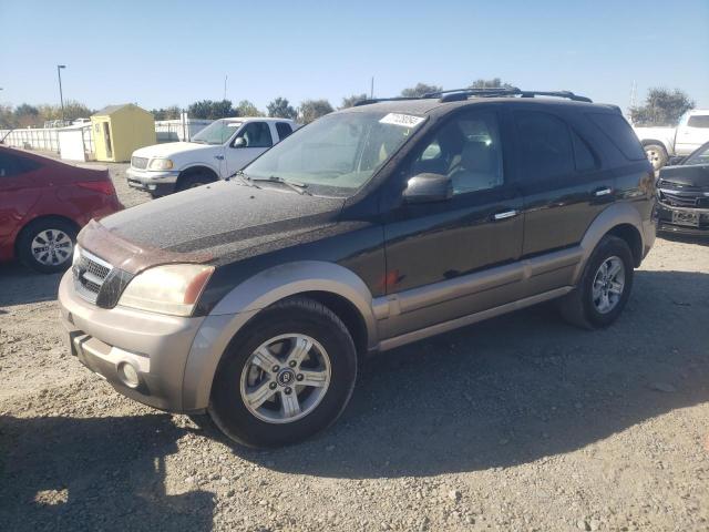 KIA SORENTO EX 2004 with VIN KNDJC733945244992 - Photo from auction
