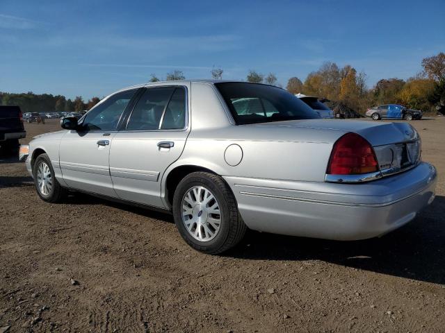 Photo 2 from auction – 2003 FORD CROWN VICT with VIN 2FAFP74W13X138560