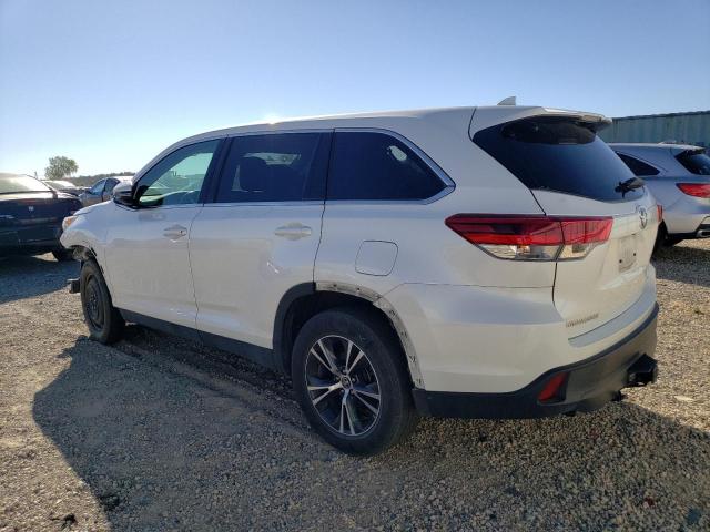 Photo 2 from auction – 2019 TOYOTA HIGHLANDER with VIN 5TDBZRFH5KS738991