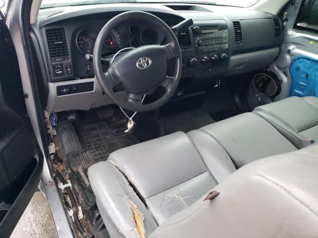 Photo 8 from auction – 2013 TOYOTA TUNDRA with VIN 5TFLU5F14DX029870
