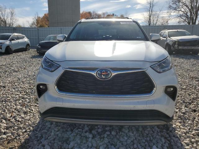 Photo 5 from auction – 2024 TOYOTA HIGHLANDER with VIN 5TDEBRCH2RS632546