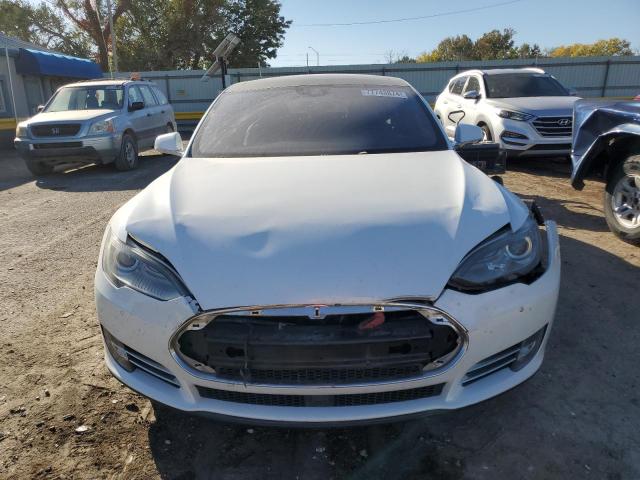 Photo 5 from auction – 2015 TESLA MODEL S 70 with VIN 5YJSA1S29FF090575
