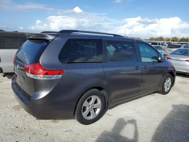 Photo 3 from auction – 2014 TOYOTA SIENNA LE with VIN 5TDKK3DC8ES519861