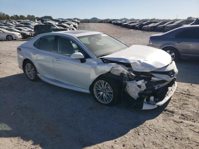 Photo 4 from auction – 2020 TOYOTA CAMRY XLE with VIN 4T1F31AK5LU533154