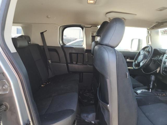 Photo 11 from auction – 2011 TOYOTA FJ CRUISER with VIN JTEZU4BF8BK011268