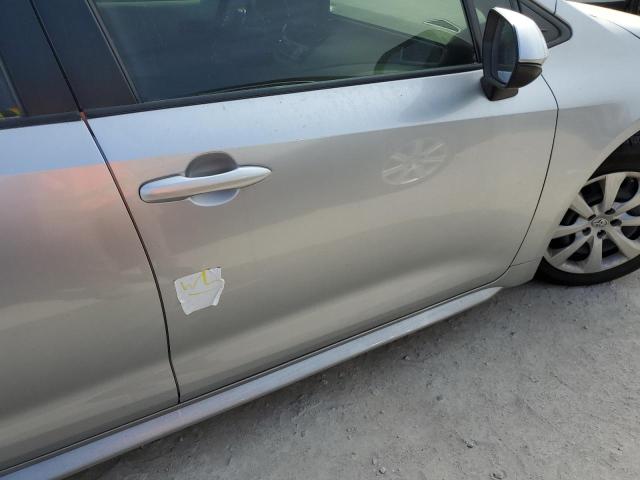 Photo 12 from auction – 2022 TOYOTA COROLLA LE with VIN JTDEPMAE3N3015584