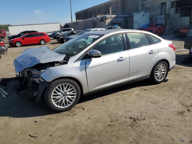 Zdjęcie 1 z aukcji – 2012 FORD FOCUS SEL z VIN 1FAHP3H20CL384795