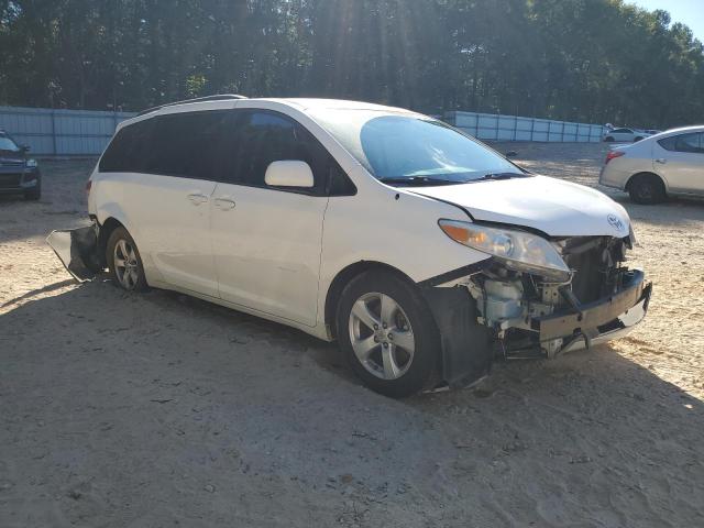 Photo 4 from auction – 2011 TOYOTA SIENNA LE with VIN 5TDKK3DC5BS142949