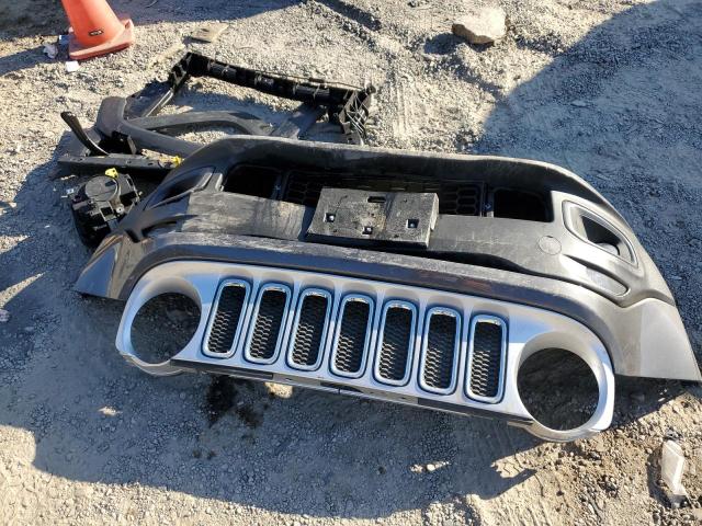Photo 13 from auction – 2018 JEEP RENEGADE L with VIN ZACCJBDB9JPH34892