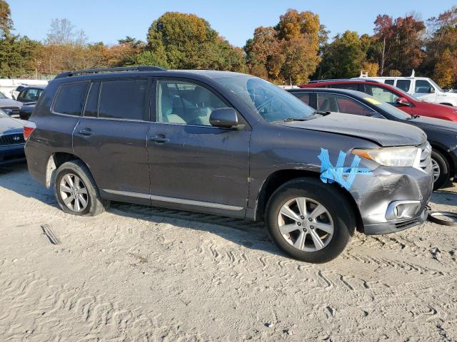 Photo 4 from auction – 2011 TOYOTA HIGHLANDER with VIN 5TDBK3EH9BS059938