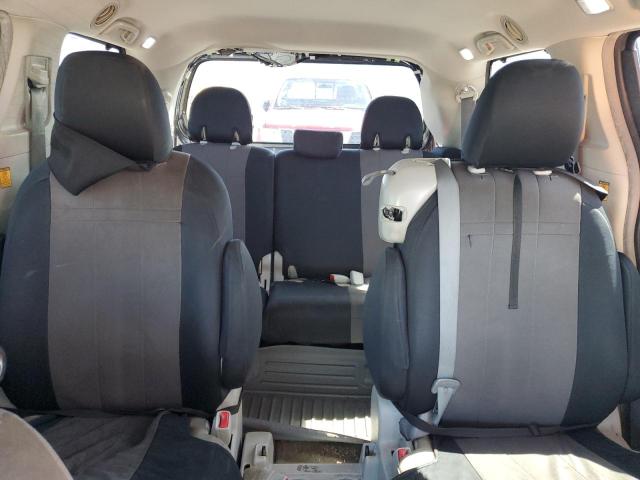 Photo 10 from auction – 2012 TOYOTA SIENNA XLE with VIN 5TDYK3DC2CS183373