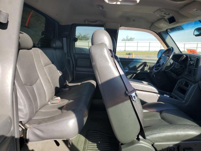 Photo 10 from auction – 2003 CHEVROLET SILVERADO with VIN 1GCEK19T73E331085