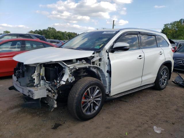 TOYOTA HIGHLANDER 2018 with VIN 5TDJZRFH3JS560525 - Photo from auction