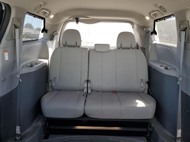 Photo 10 from auction – 2018 TOYOTA SIENNA XLE with VIN 5TDYZ3DC4JS933784