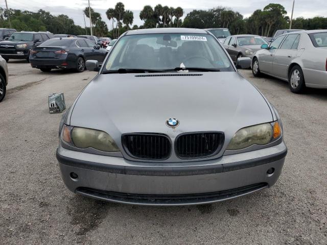Photo 5 from auction – 2005 BMW 325 I with VIN WBAET37465NJ87615