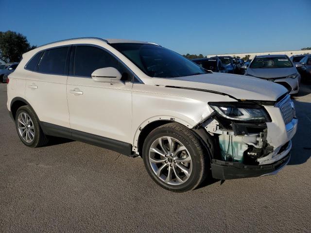 Photo 4 from auction – 2019 LINCOLN MKC SELECT with VIN 5LMCJ2C93KUL20756