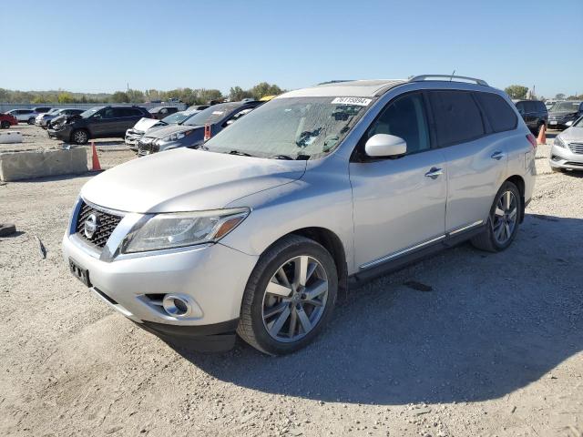 NISSAN PATHFINDER 2013 with VIN 5N1AR2MM8DC690485 - Photo from auction