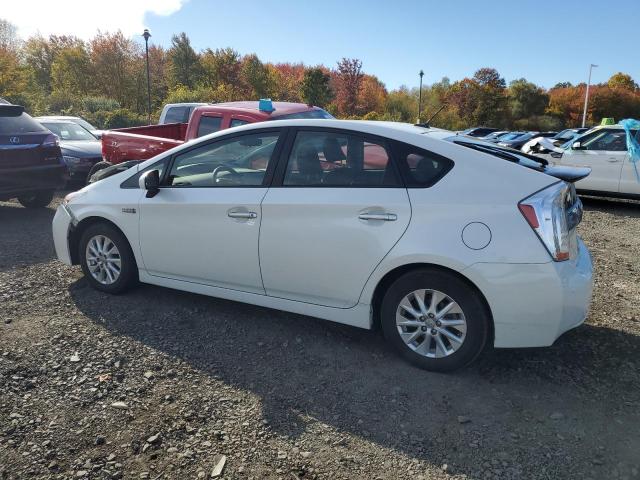 Photo 2 from auction – 2015 TOYOTA PRIUS PLUG with VIN JTDKN3DP0F3073623